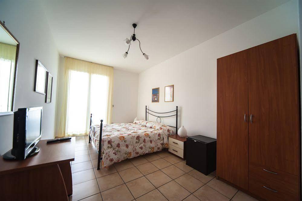 Fragolina B&B Фурчи-Сикуло Экстерьер фото